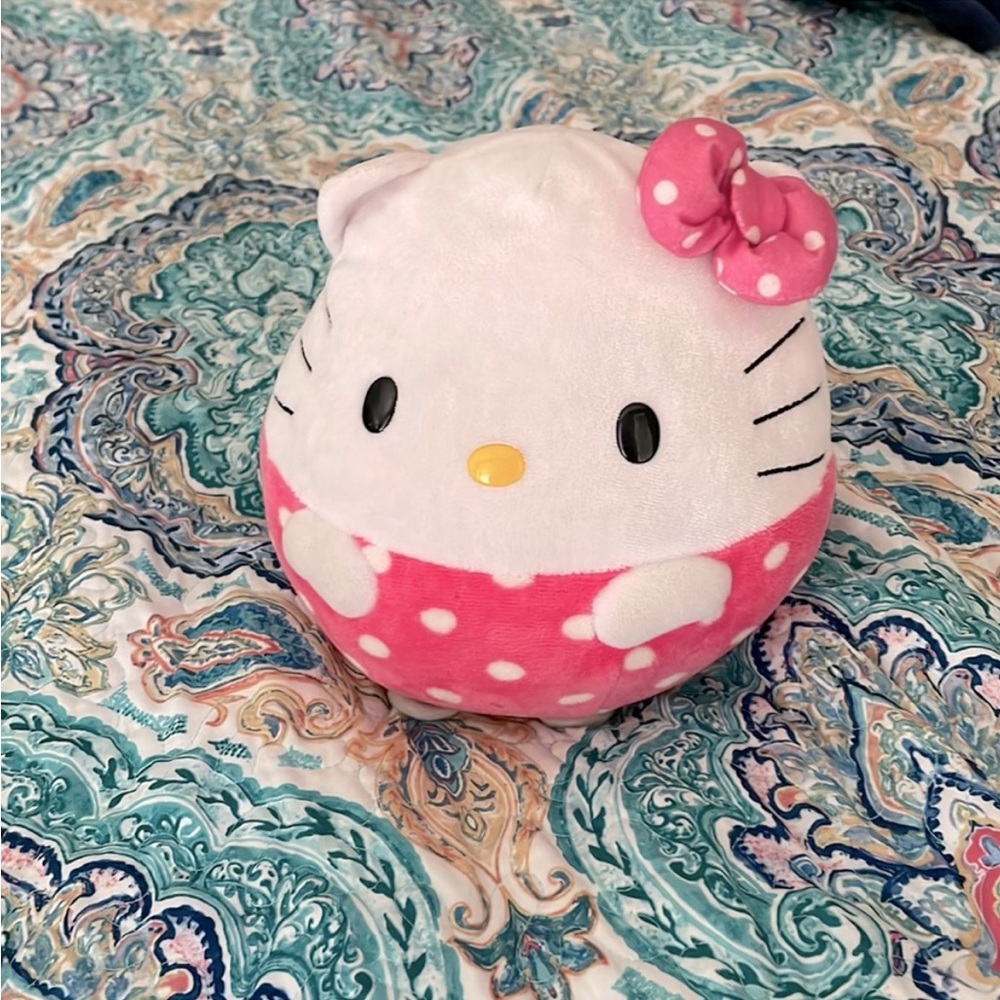 Hello‎ kitty squish mellow TY